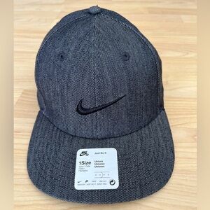 Nike SB Skateboarding hat in blue denim, 1 size